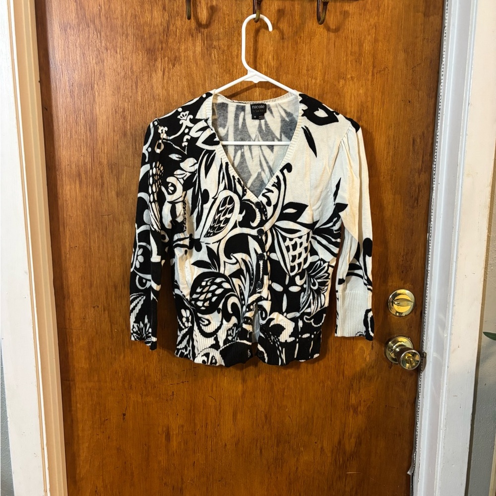 Nicole Black and White Printed V-Neck Button Cardigan